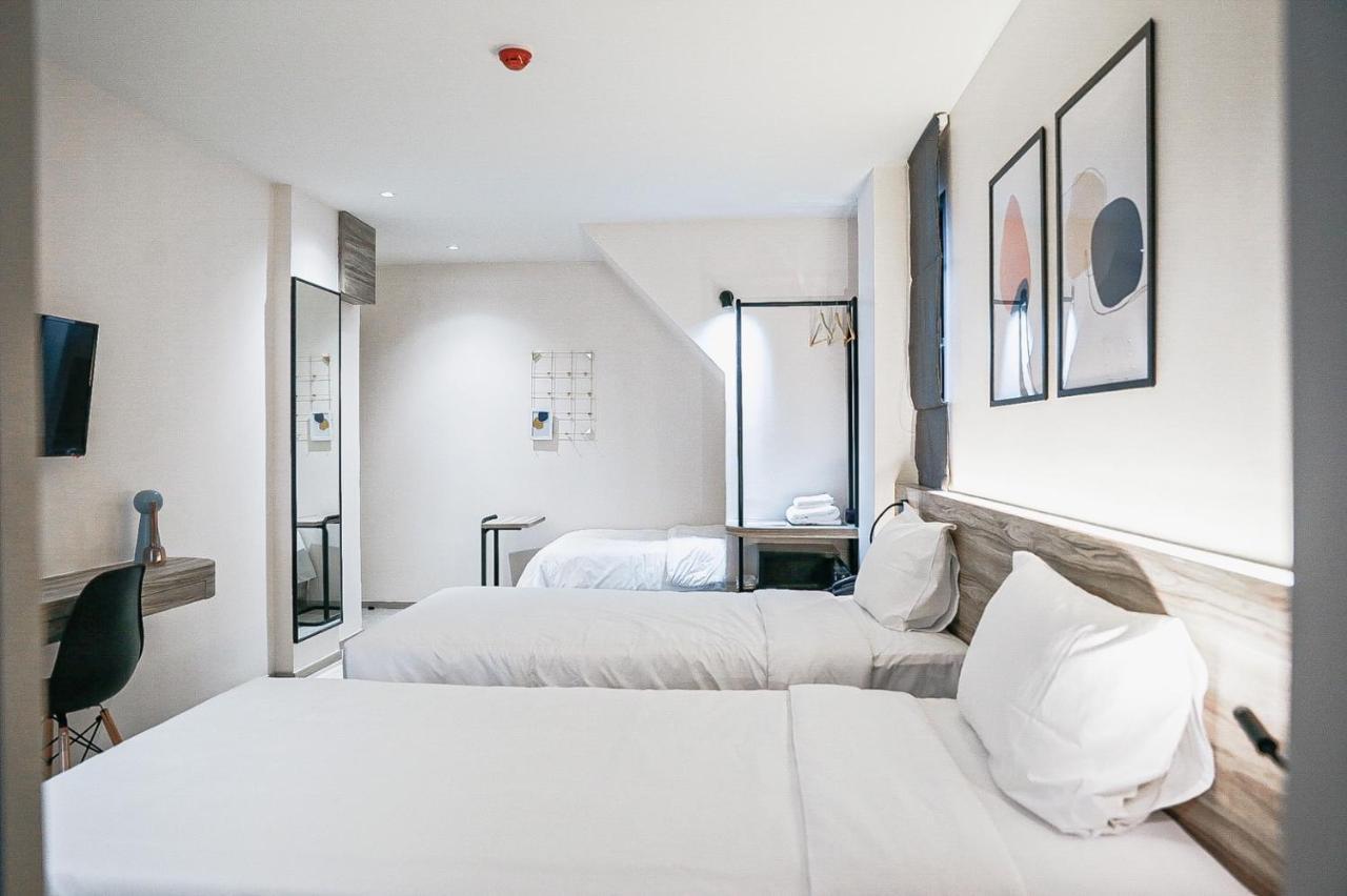 Hotel Homitel Bangkok Extérieur photo