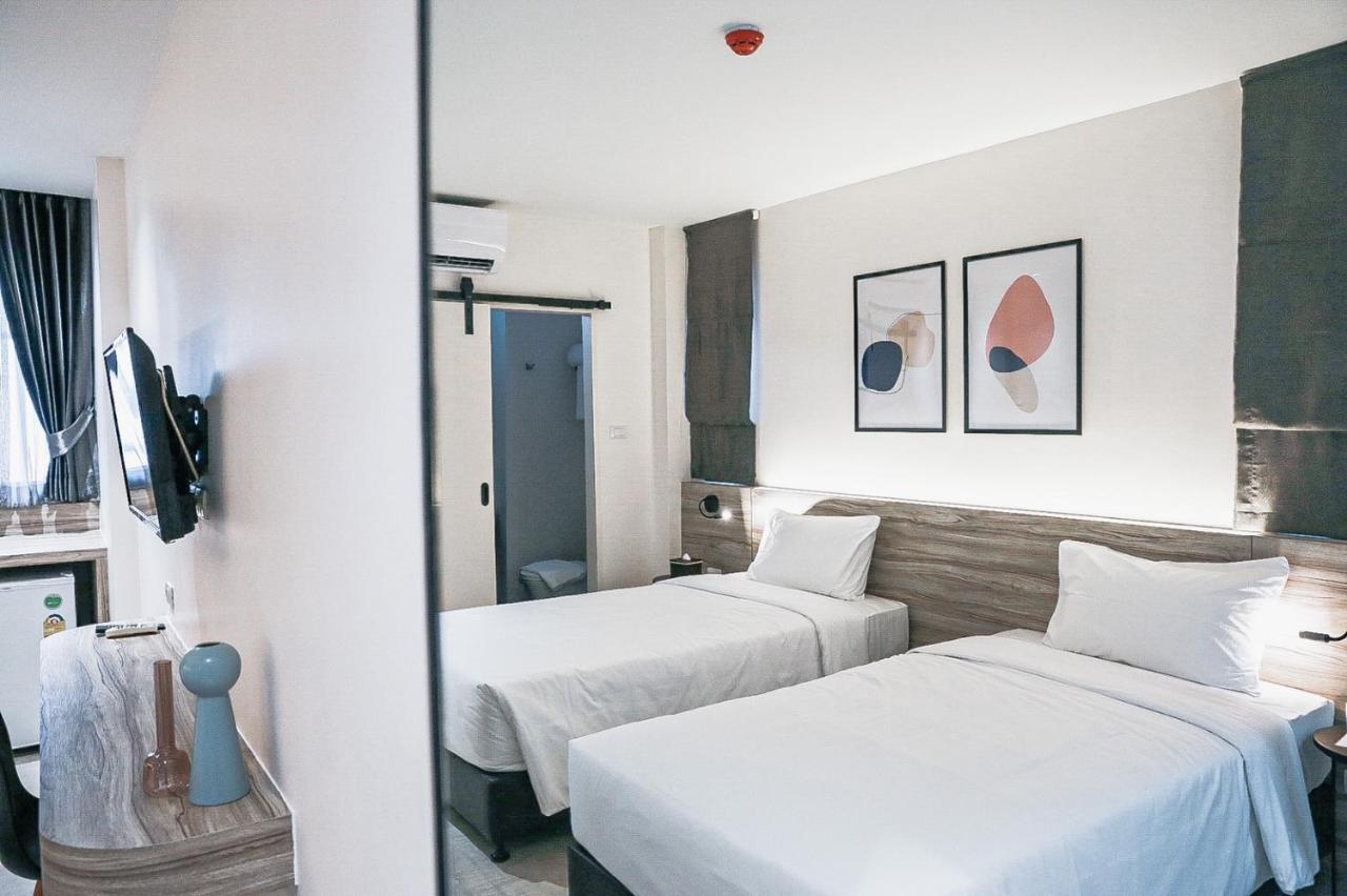 Hotel Homitel Bangkok Extérieur photo